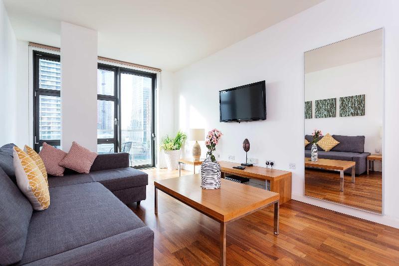 Oyo 30336 Discovery Dock New 2 Bed Hotel 3*
